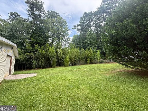 4th image of 1565 Dr Bramblett Rd