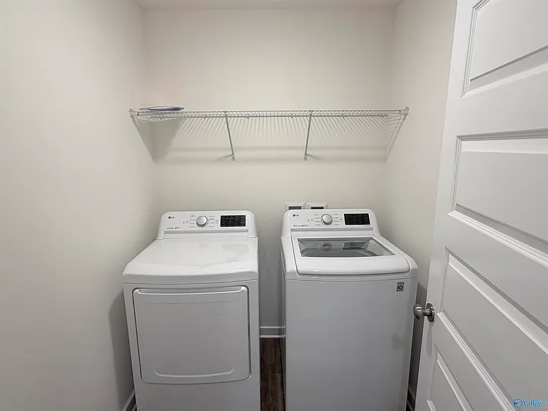 4200 Textile Ln SW — Photo 18