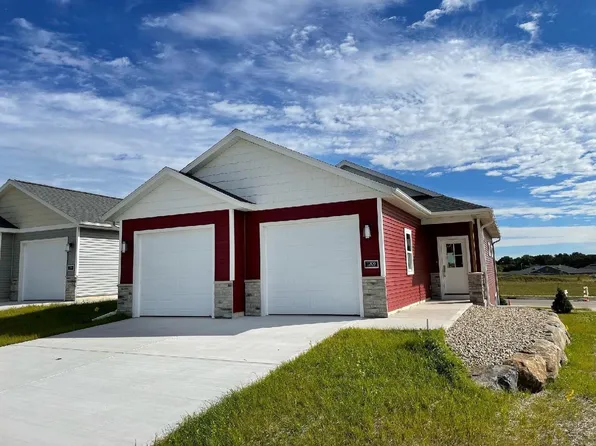 1200 Tivoli Circle, Oregon, WI 53575