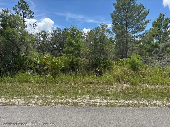 5034 Pueblo Ave, Sebring, FL 33872
