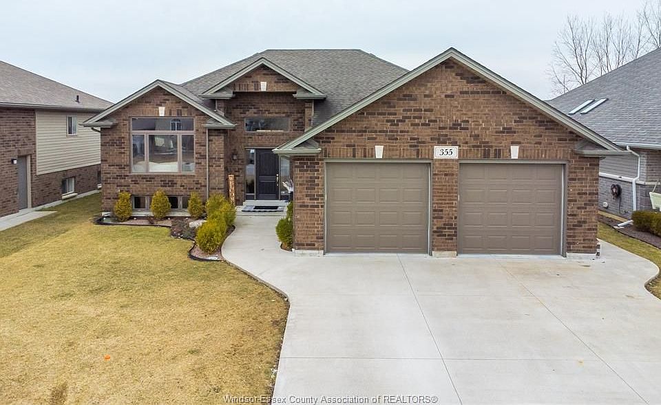 1st image of 355 Sellick Dr