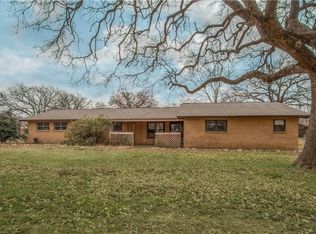 3212 W Sublett Rd, Arlington, TX 76017