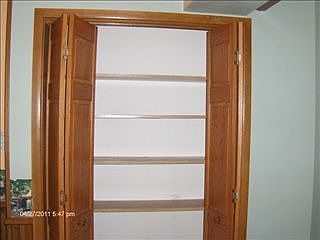 4th image of 2133 N Claremont Dr