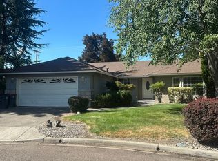 3037 Jenero Ct, Medford, OR 97504