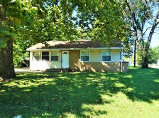 1103 N James St, Champaign, IL 61821