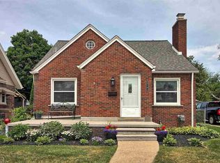 8141 Warren Blvd, Center Line, MI 48015