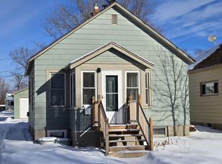 122 6th St NW, Chisholm, MN 55719