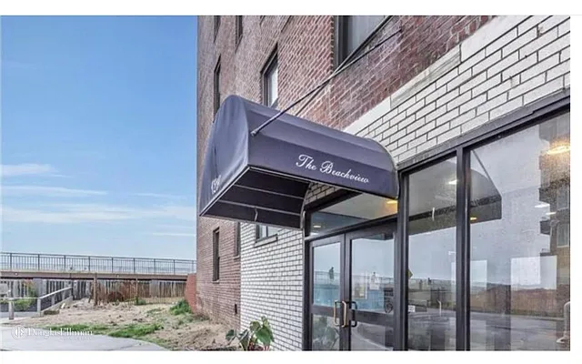 Rented by Douglas Elliman | media 2