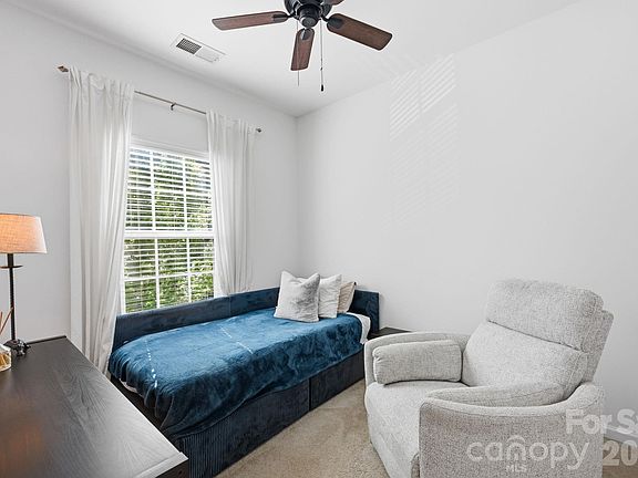 5th image of 1353 Jacemans Way