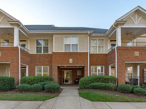 215 Savannah Ridge Rd, Holly Springs, NC 27540
