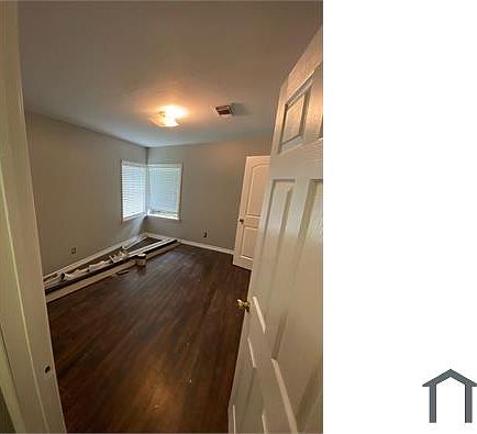 3rd image of 6022 Jackson Ln Unit 1