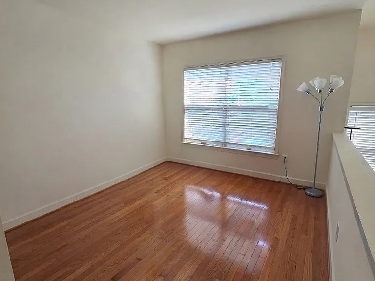 1443 Hampton Hill Cir — Photo 14