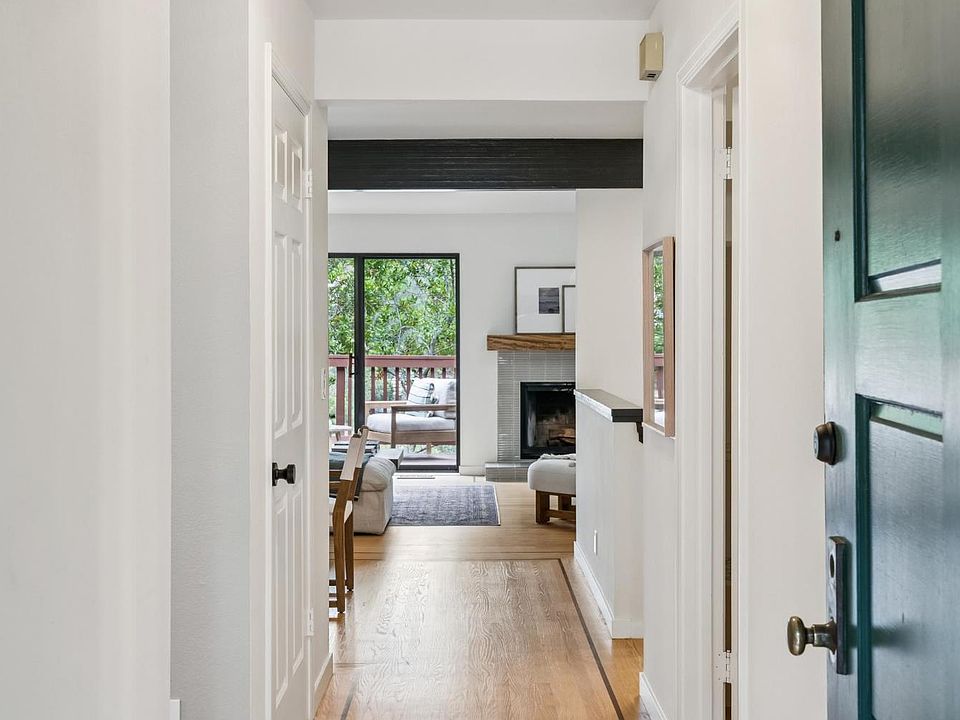 1st image of 1104 Susan Way