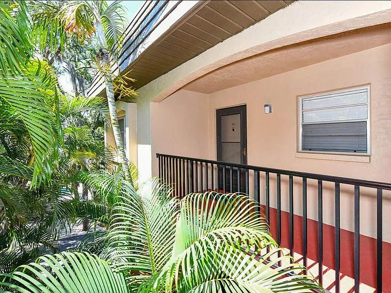 3700 S Osprey Ave #301 — Photo 4