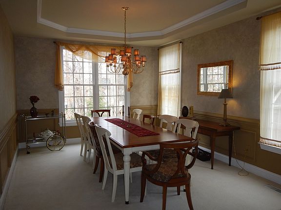 3rd image of 2222 Beaucatcher Ln