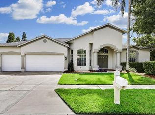 1336 Distant Oaks Dr, Zephyrhills, FL 33543