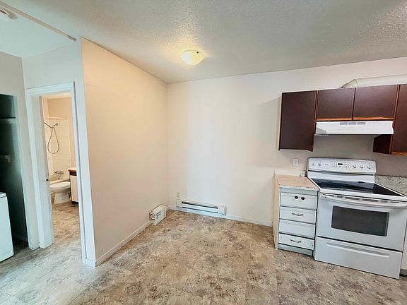 2nd image of 46199 Bole Ave #2