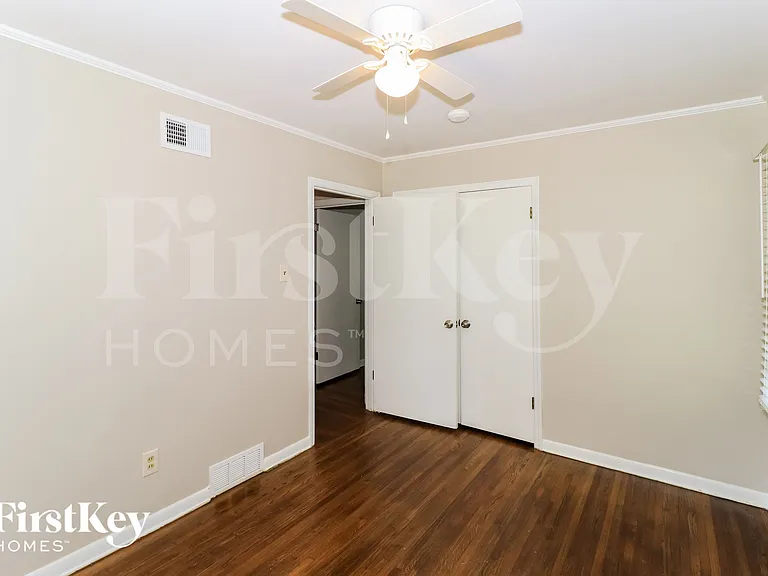 3021 Chaucer Ln — Photo 12
