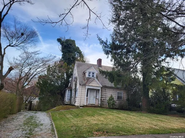 336 Kenmore Road, Douglaston, NY 11363