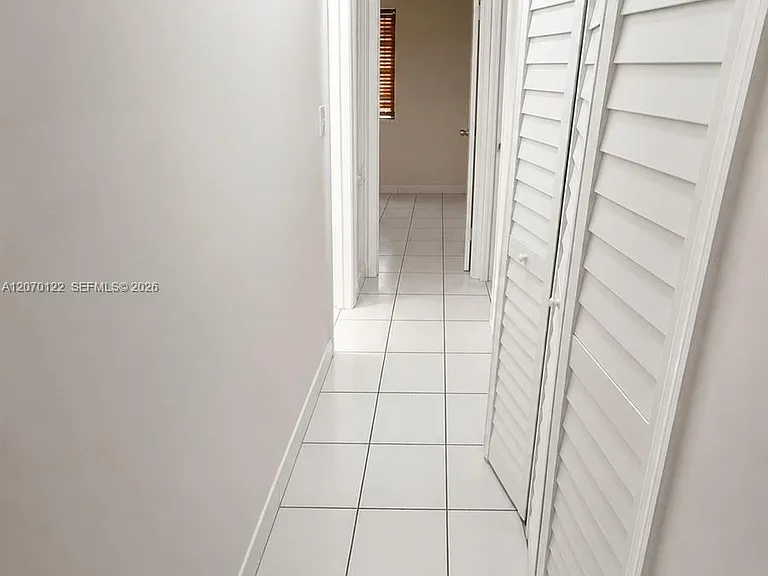 2219 SW 137th Pl — Photo 17