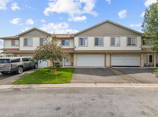 21127 S Clydesdale Curv, Forest Lake, MN 55025