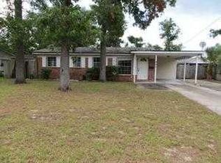607 Renne Dr N, Jacksonville, FL 32218