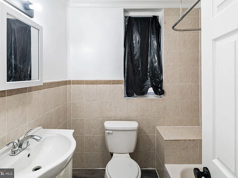 3836 Wyalusing Ave — Photo 14