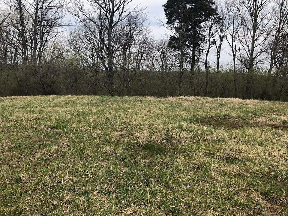 1st image of 168 Avawam Dr