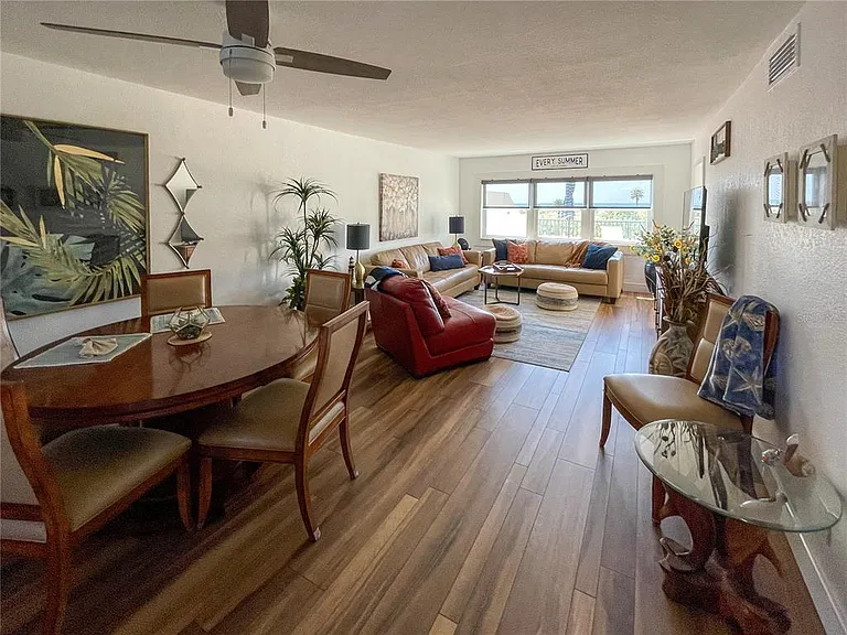 1230 Gulf Blvd #207 — Photo 6