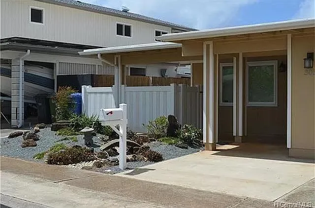Building Photo - 305 Kamala Loop
