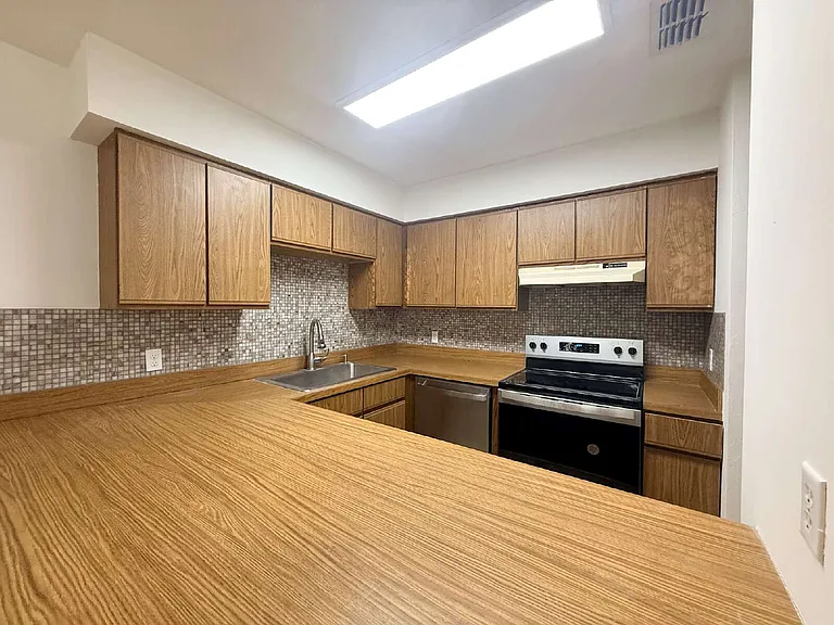 3815 Osprey Cir #D — Photo 7