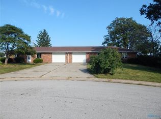 27948 Southpointe Dr, Millbury, OH 43447