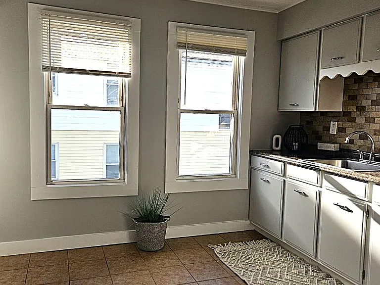 78 Harrison St #2 — Photo 16