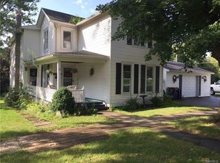 33 Van Buren St, Lockport, NY 14094