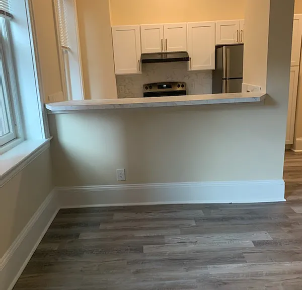 Huntington Apartments — Photo 17