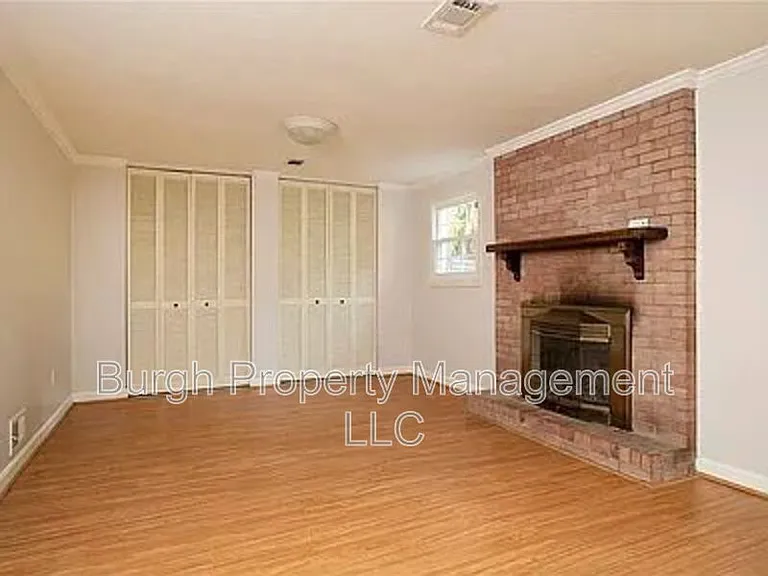 1248 Satellite Cir — Photo 16