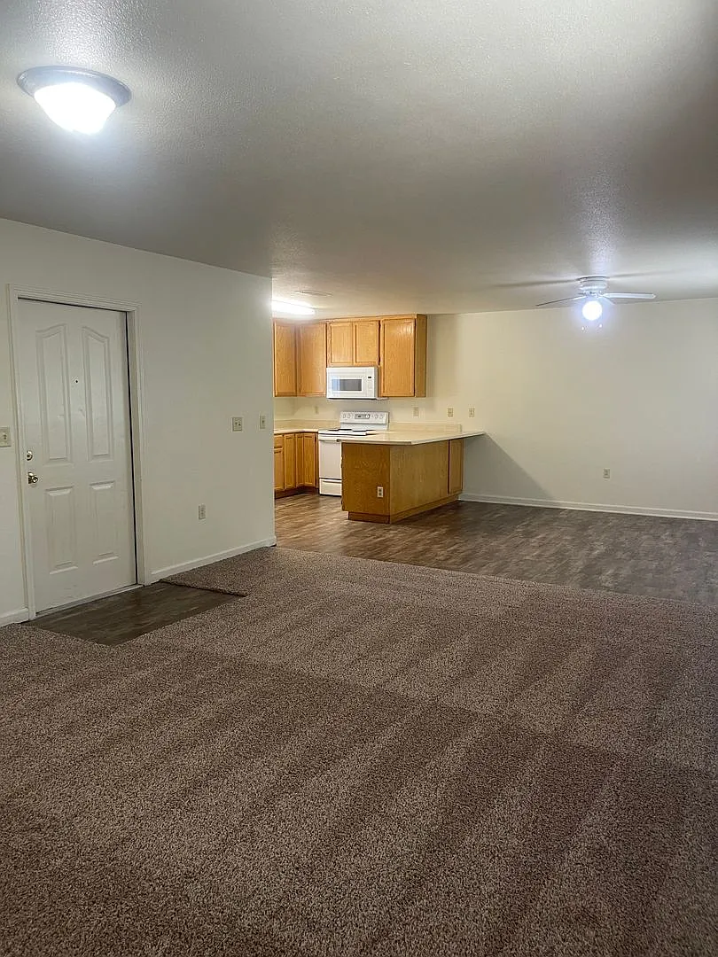 2668 Bunker Street — Photo 2