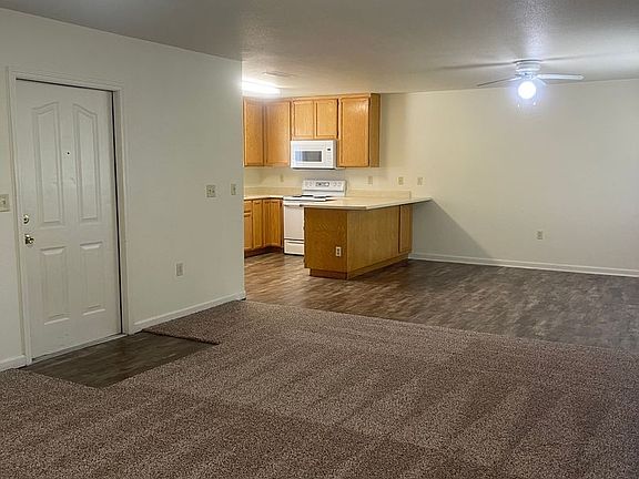 2nd image of 2668 Bunker St APT 7