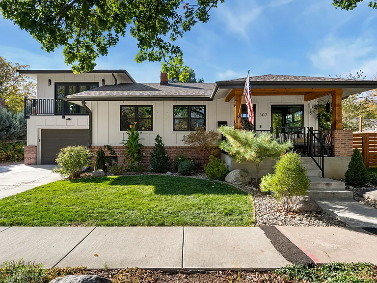 307 Wayne St — Photo 16