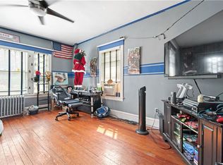 1314 Bay St, Staten Island, NY 10305