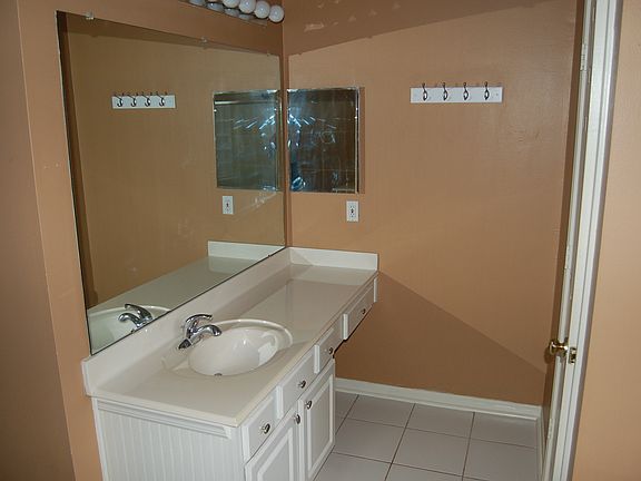 5th image of 23506 Tayman Park Ln