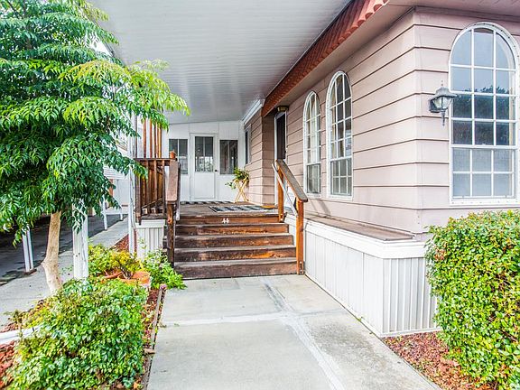 2nd image of 2655 Brommer St Spc 44