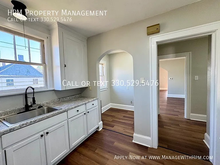 1259 Oxford Ave NW — Photo 14