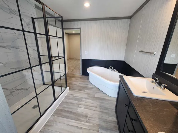 175 N Michigan Ave #152, Coldwater, MI 49036