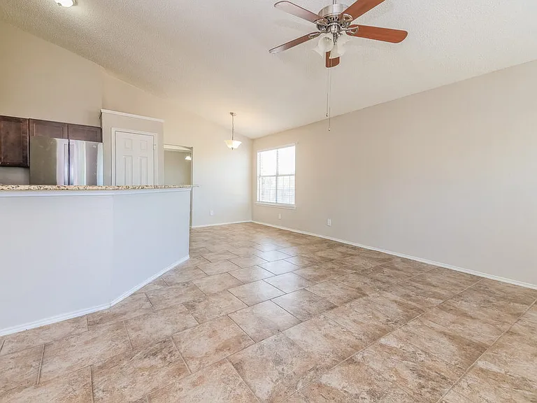 4349 Presto Cir — Photo 4