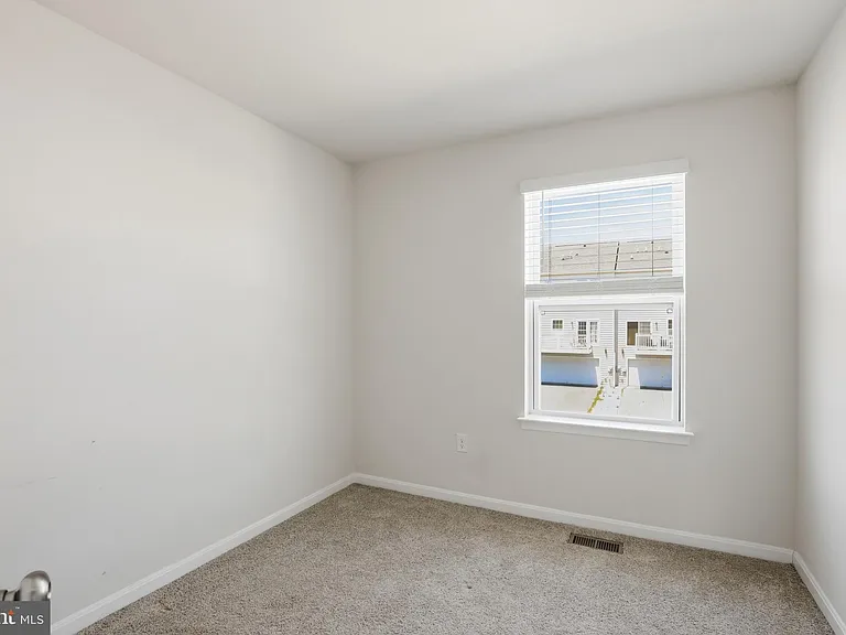 521 Ridgely Blvd — Photo 15