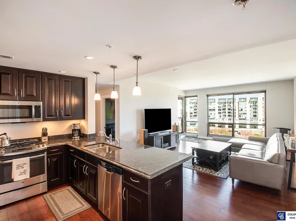 220 S 31st Ave #3504, Omaha, NE 68131