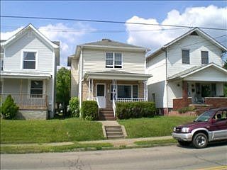 5th image of 2302 1st St