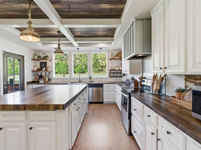 1833 Preacher Holt Rd, Mount Pleasant, TN, 38474