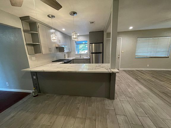 4th image of 3263 Mount Vista Dr